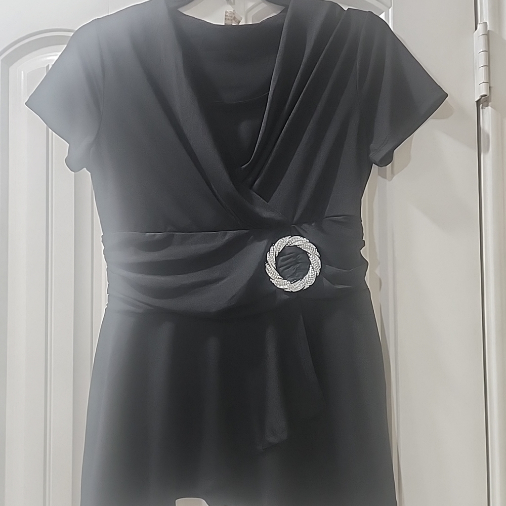 Elegant Black Women's Blouse with Silver Accent